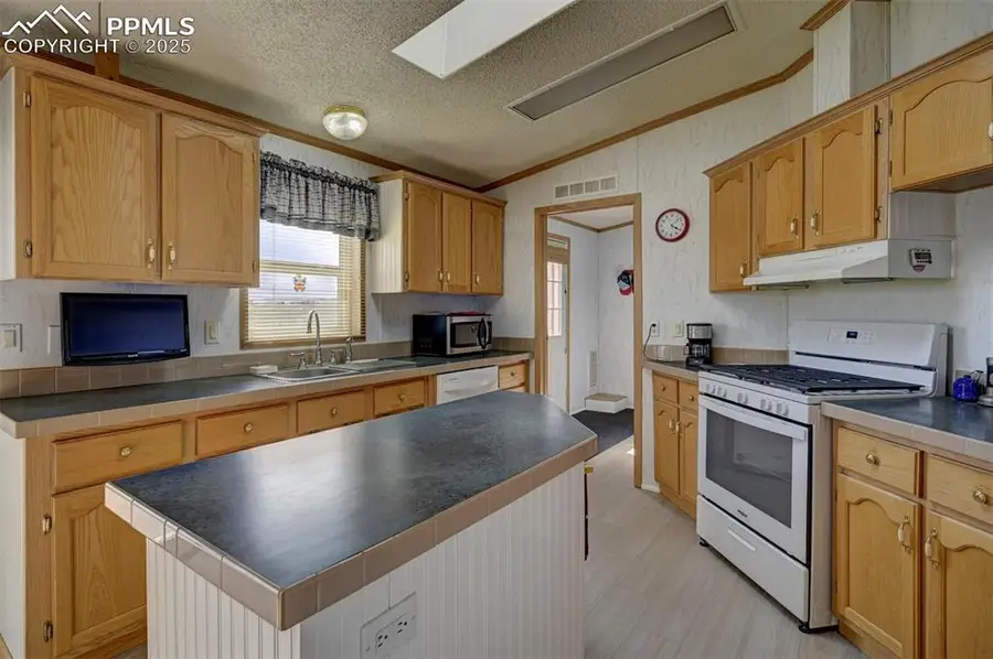 12060 Bradshaw Road, Peyton, CO 80831 - #3