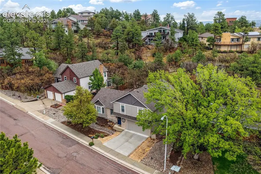 6965 Blackhawk Place, Colorado Springs, CO 80919 - #2