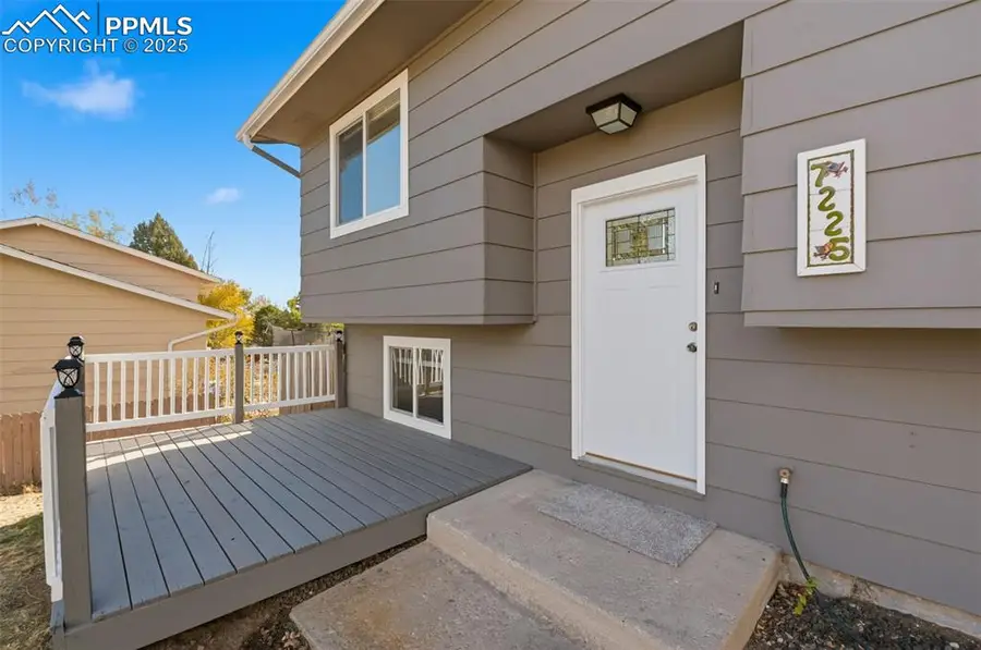 7225 Poteae Drive, Colorado Springs, CO 80915 - Image #2