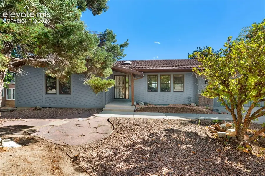 118 Sunbird Cliffs Lane, Colorado Springs, CO 80919 - #2