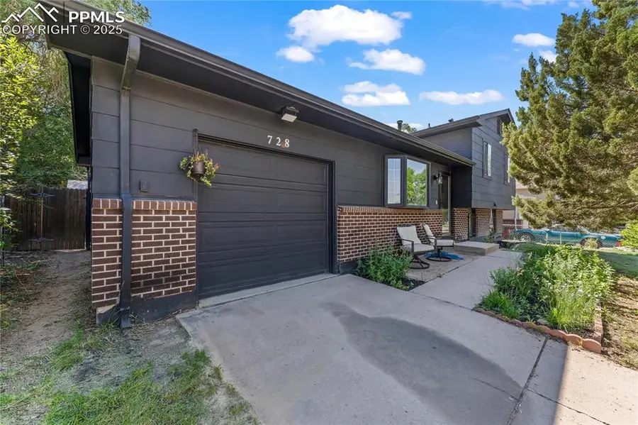 728 Squire Street, Colorado Springs, CO 80911 - Image #2