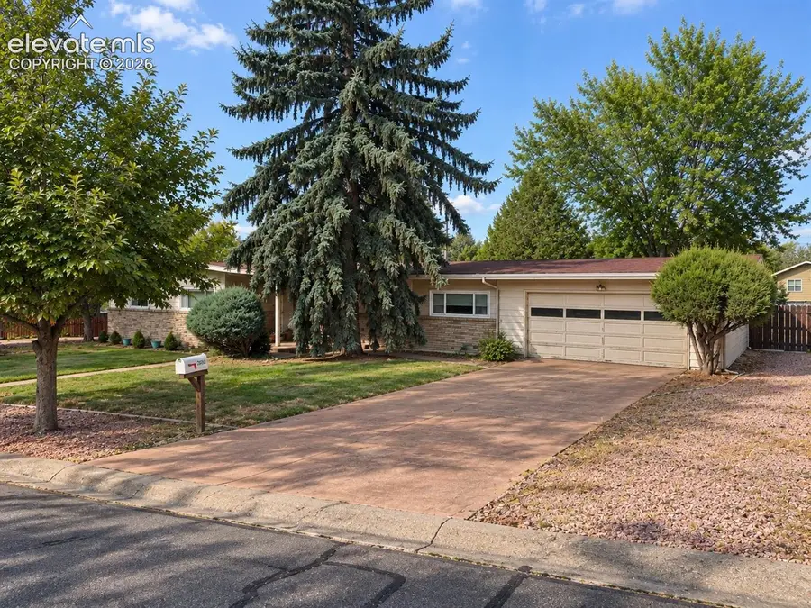 3908 Jasmine Street, Colorado Springs, CO 80907 - #2