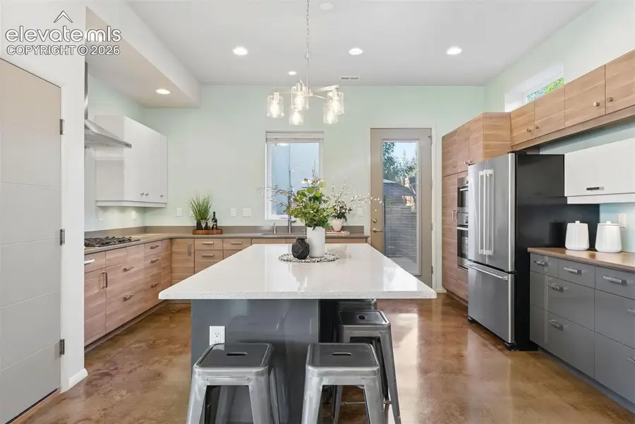 815 W Jefferson Street, Colorado Springs, CO 80907 - #3