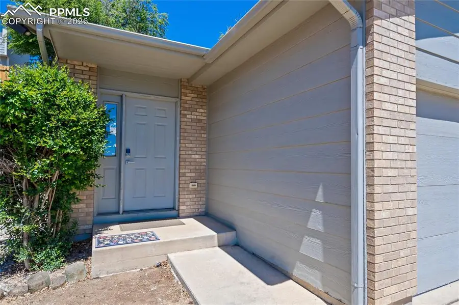 2660 Christopher Terrace, Colorado Springs, CO 80907 - #3