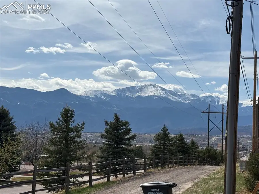 1613 Newcastle Street, Colorado Springs, CO 80907 - #3