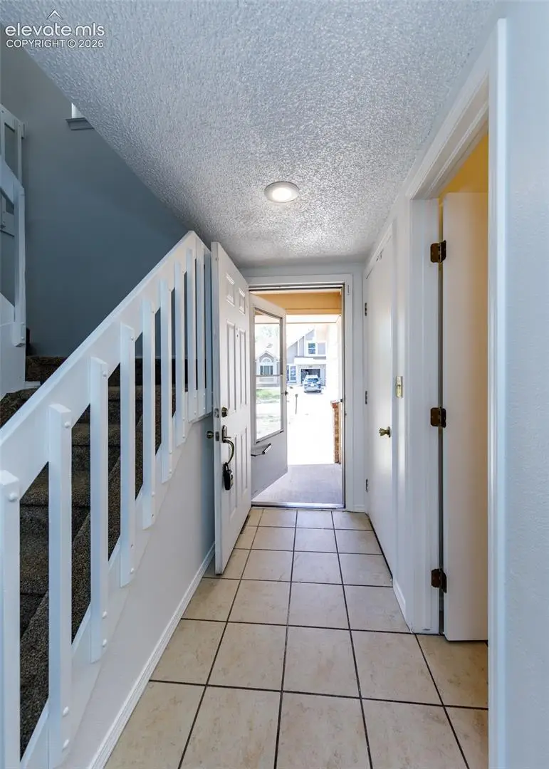 3450 Cedarhurst Way, Colorado Springs, CO 80918 - #3