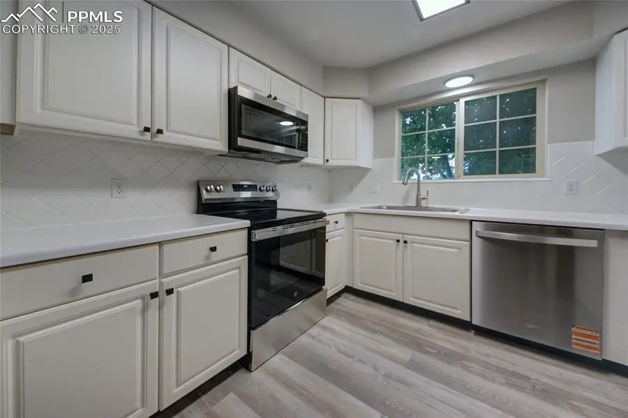 6881 Los Reyes Circle, Colorado Springs, CO 80918 - Image #2