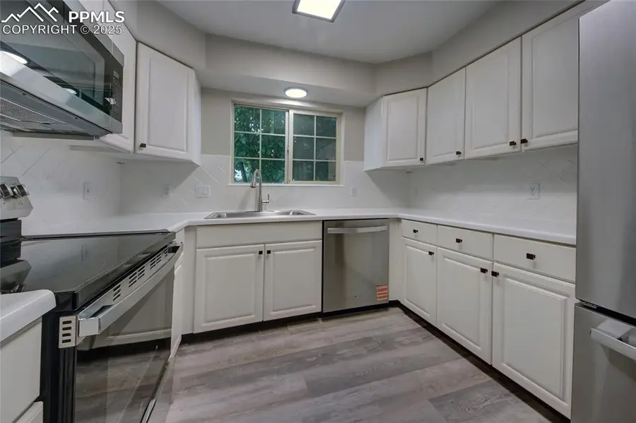 6881 Los Reyes Circle, Colorado Springs, CO 80918 - Image #3