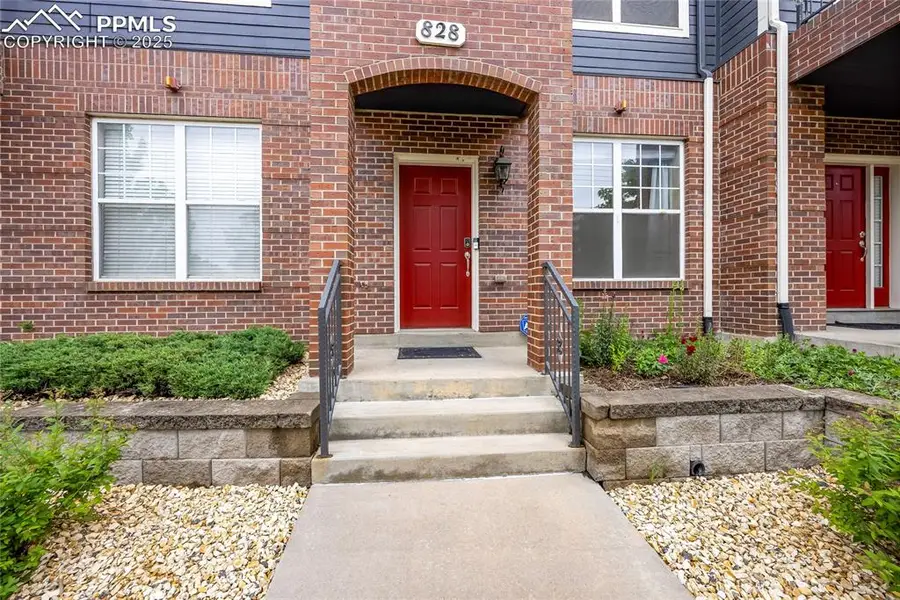 828 S Wahsatch Avenue, Colorado Springs, CO 80903 - Image #2