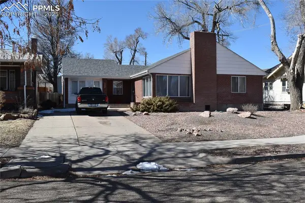 1006 Park Avenue, La Junta, CO 81050