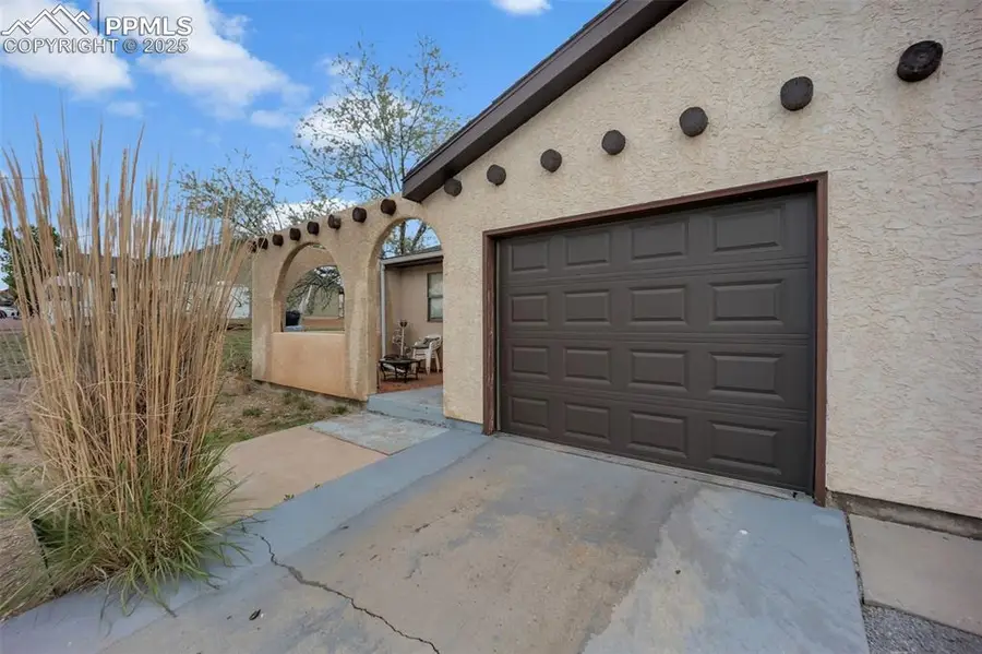 992 S Elbow Drive, Pueblo West, CO 81007 - #2