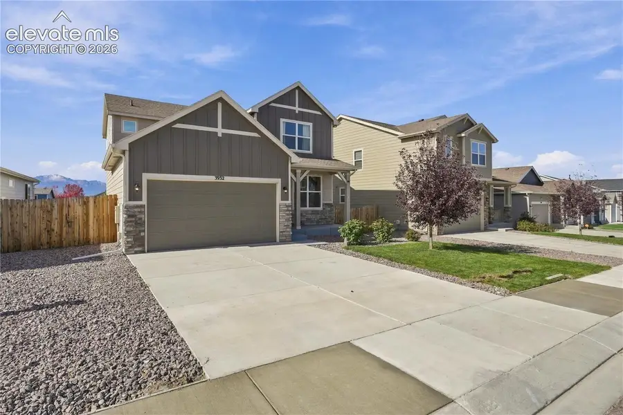 3932 Ryedale Way, Colorado Springs, CO 80922 - #2