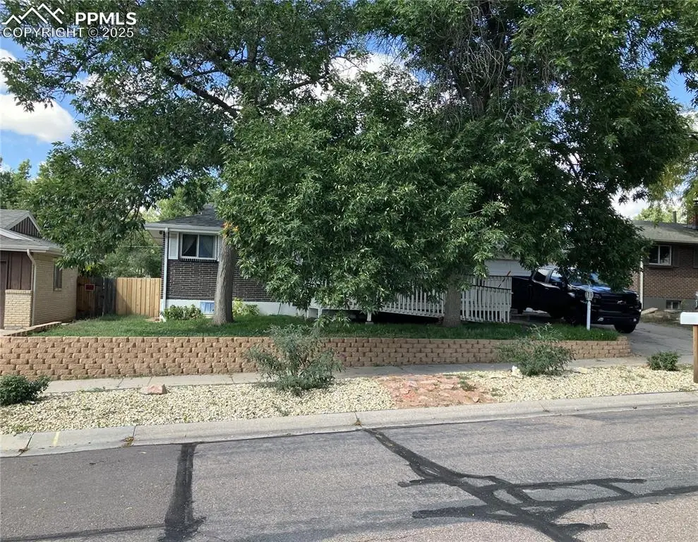 18 S Roosevelt Street, Colorado Springs, CO 80910 - Image #1