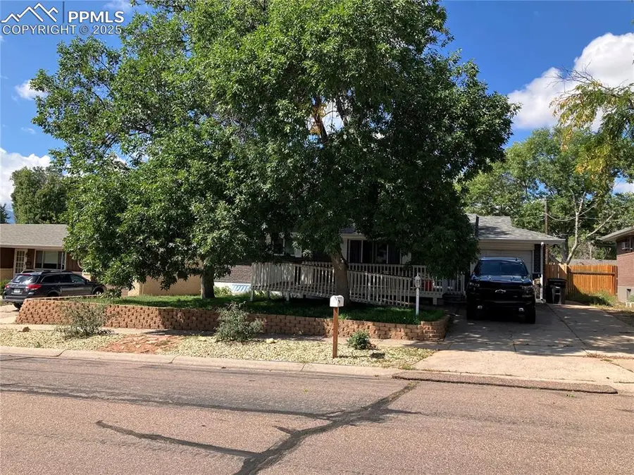18 S Roosevelt Street, Colorado Springs, CO 80910 - Image #2