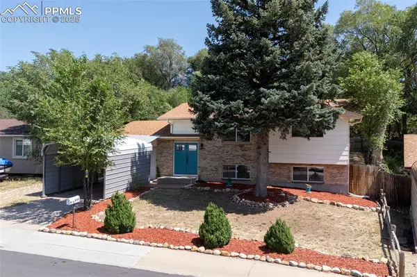 652 Squire Street, Colorado Springs, CO 80911