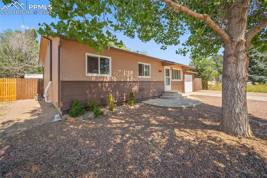 323 Mount View Lane, Fountain, CO 80817 - #3