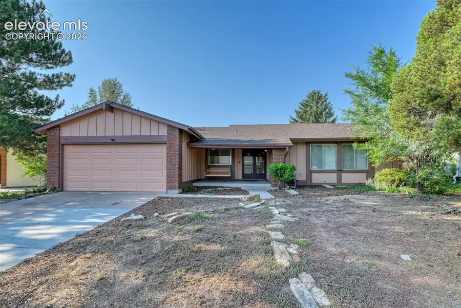 569 Red Cliff Road, Colorado Springs, CO 80906 - #3