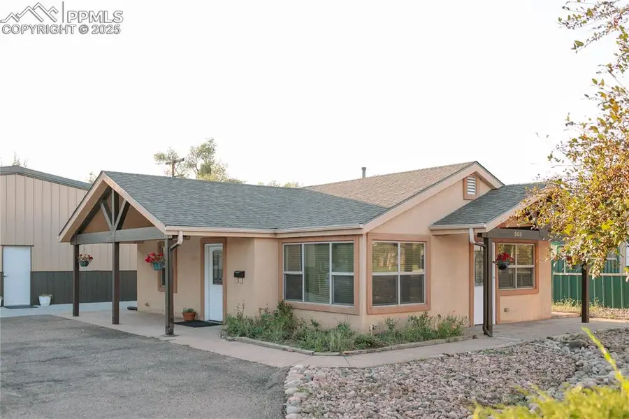 305 N Santa Fe Avenue, Fountain, CO 80817 - #2