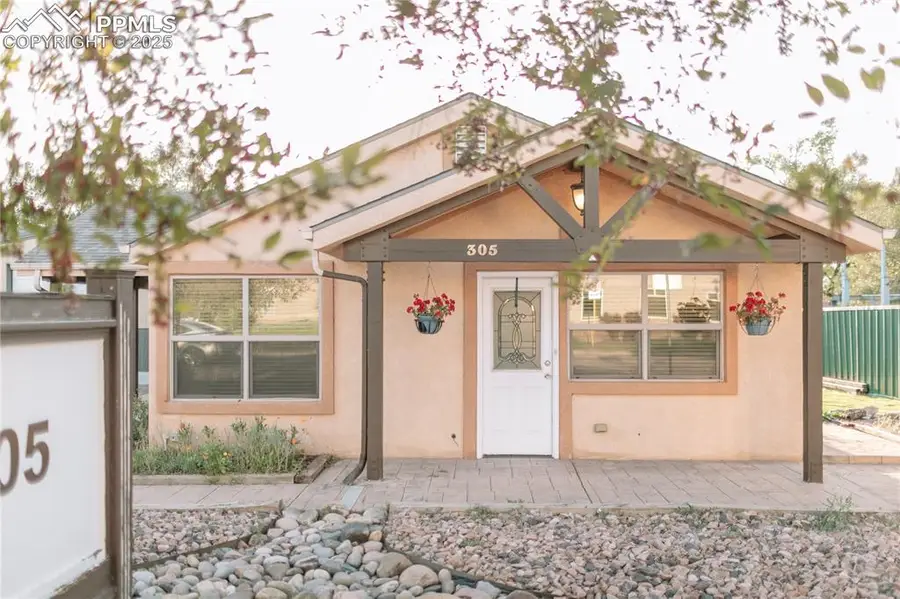 305 N Santa Fe Avenue, Fountain, CO 80817 - #3