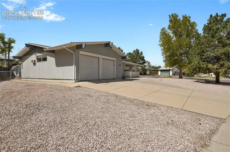 2321 Montezuma Road, Pueblo, CO 81003 - #3