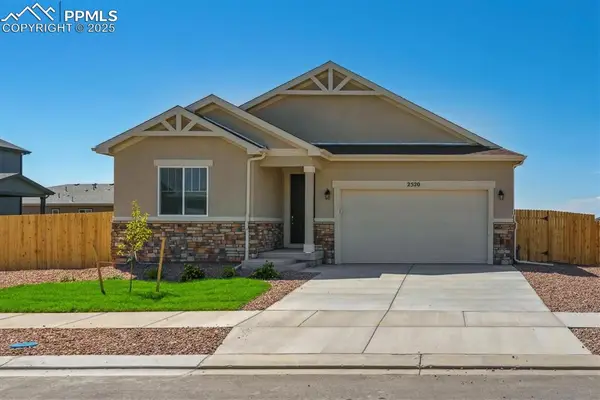 2520 Bella Terra Drive, Pueblo, CO 81001