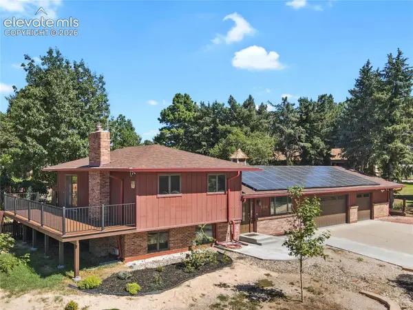 5304 Chloe Lane, Colorado Springs, CO 80915