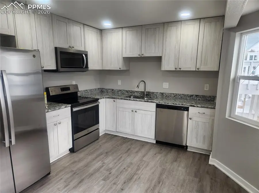 906 Arrawanna Street, Colorado Springs, CO 80909 - #2