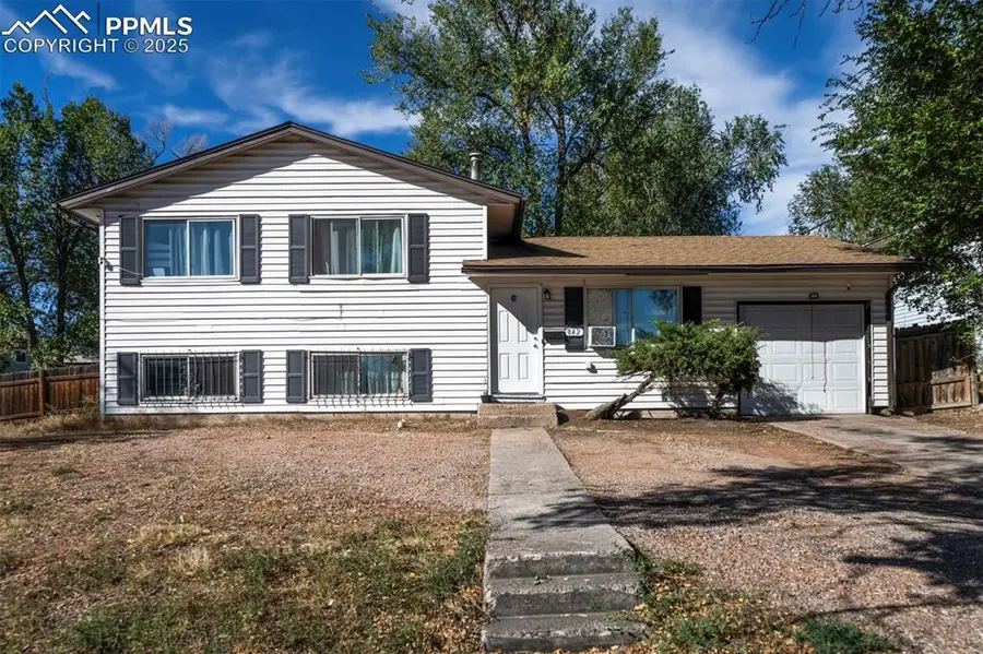 842 S Circle Drive, Colorado Springs, CO 80910 - Image #2