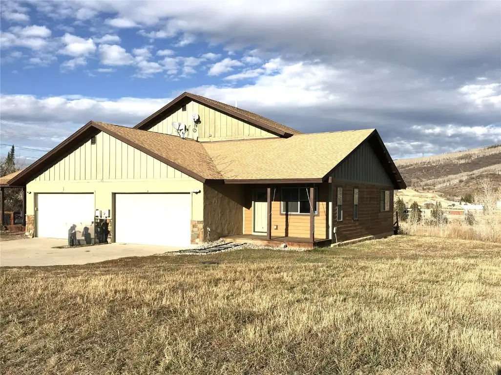 133 Oak Ridge Circle #B, Oak Creek, CO 80467 - Image #1
