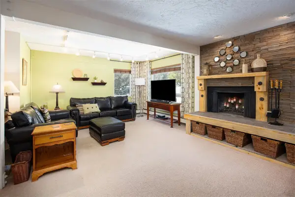 101 Ryan Gulch Court #103, Wildernest, CO 80498