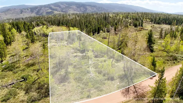 000 Hoch Eye Way, Oak Creek, CO 80467