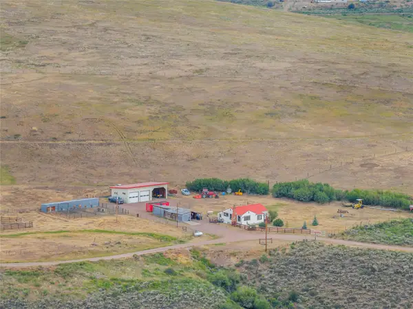 18850 Middle Hunt Lane, Phippsburg, CO 80469
