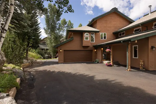 1734 Highland Way #1734, Steamboat Springs, CO 80487