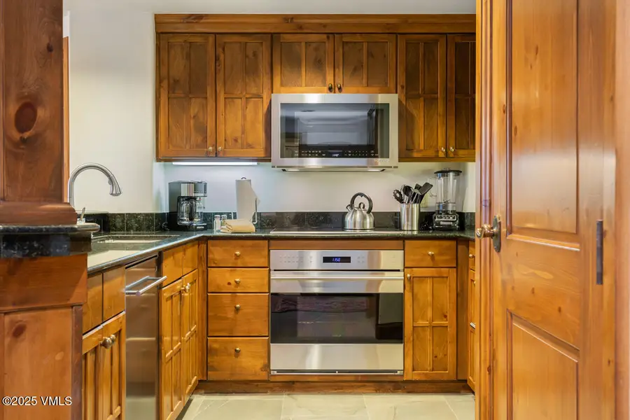 242 E Meadow Drive #303-5, Vail, CO 81657 - Image #2