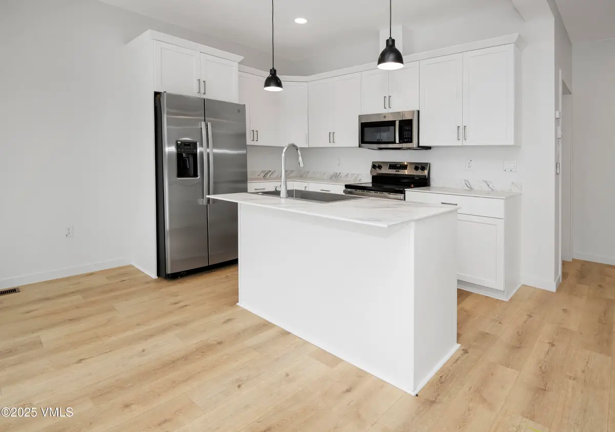 70 Comanche Way, Gypsum, CO 81637 - Image #1