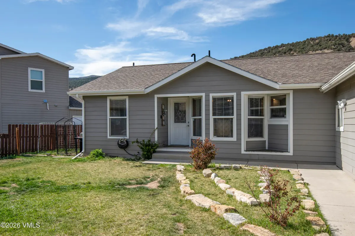 102 Cut Throat Loop, Gypsum, CO 81637 - #1