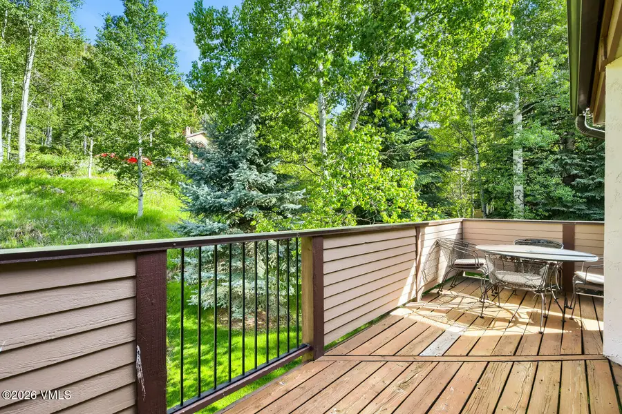 2570 Kinnickinnick Road #H4, Vail, CO 81657 - #3