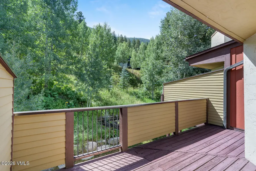 2520 Kinnikinnick Road #UNIT M4, Vail, CO 81657 - #2