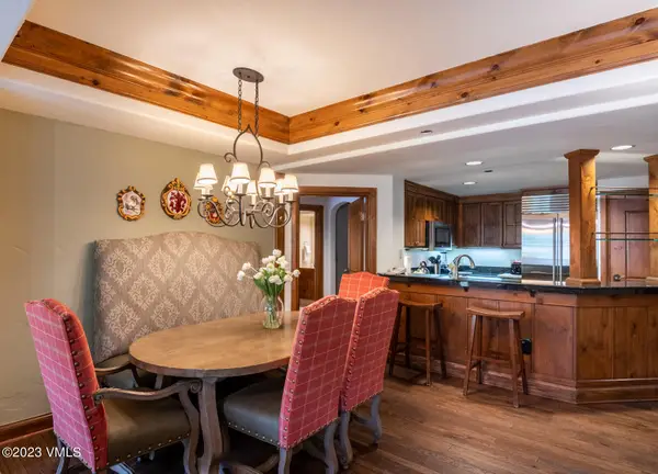 242 E Meadow Drive #204-6, Vail, CO 81657