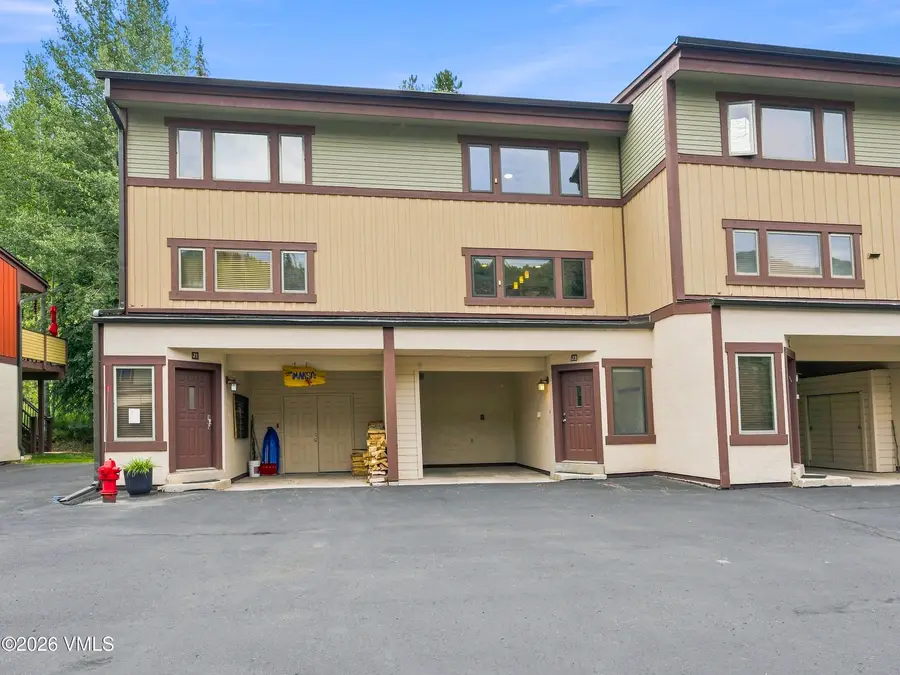 2550 Kinnikinnick #UNIT J2, Vail, CO 81657 - #2