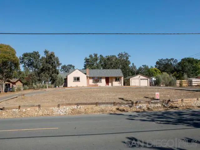 560 Irwin Lane, Santa Rosa, CA 95401 - Image #2