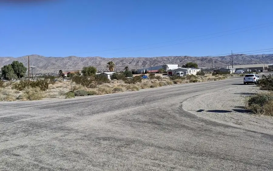 184 Kranshire Road, Desert Hot Springs, CA 92240 - #2
