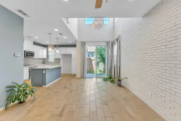 232 Paseo Gusto #122, Palm Desert, CA 92211