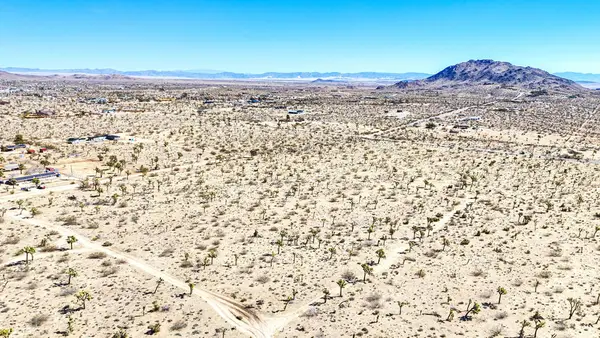 0 Paradise View & Sun Oro, Yucca Valley, CA 92284