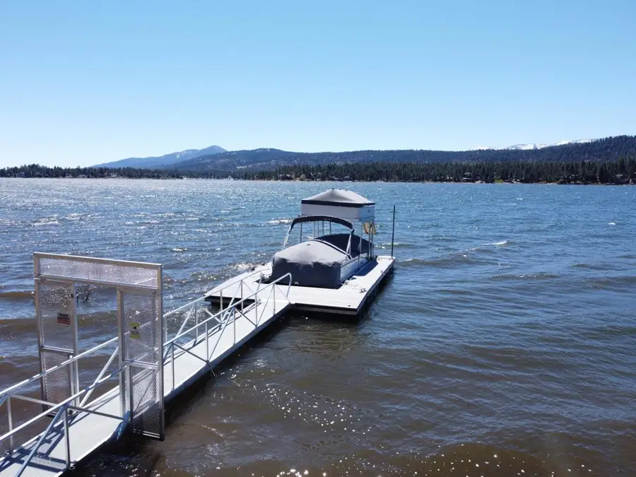 38634 N Shore Drive, Fawnskin, CA 92333 - Image #2