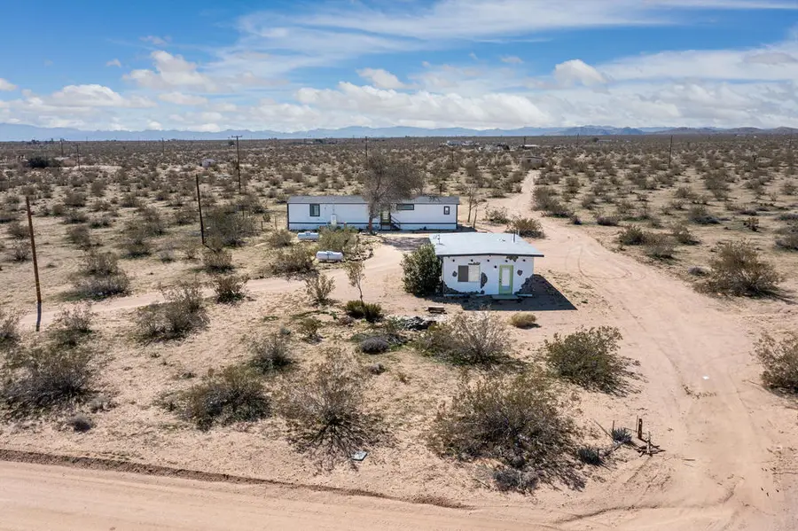 61186 Sespe Street, Landers, CA 92285 - Image #2