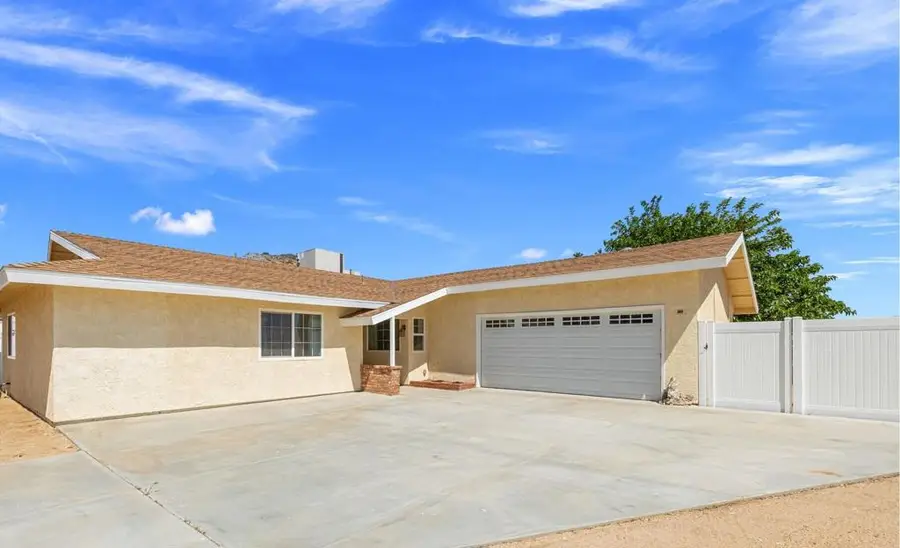 56034 Desert Gold Drive, Yucca Valley, CA 92284 - Image #2