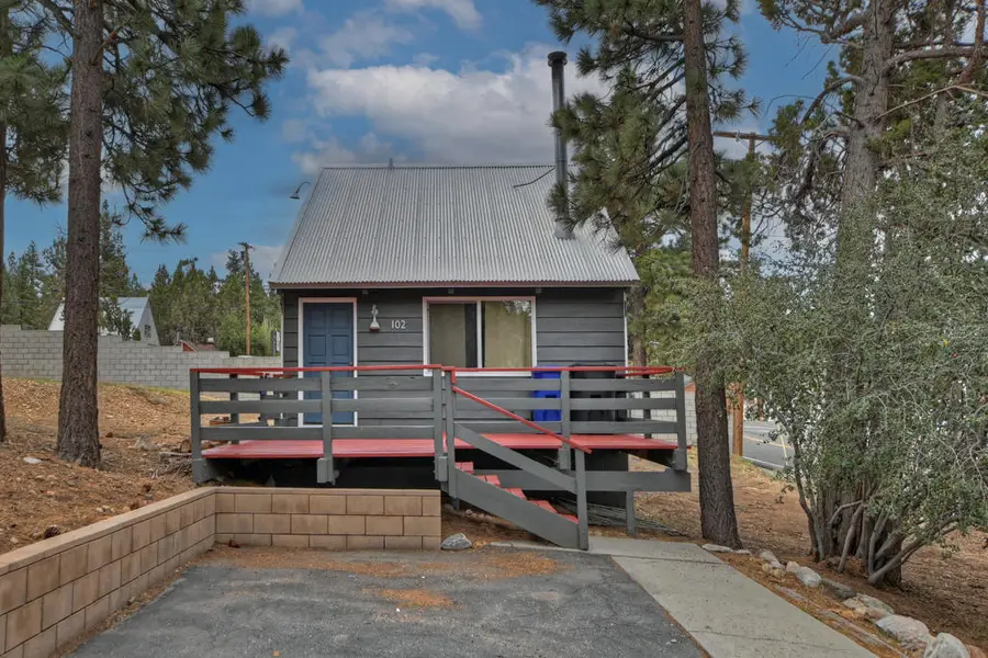 102 E Country Club Boulevard, Big Bear City, CA 92314 - #2