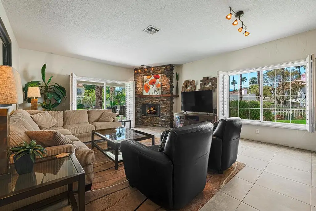 618 Vista Lago Circle N, Palm Desert, CA 92211 - Image #1