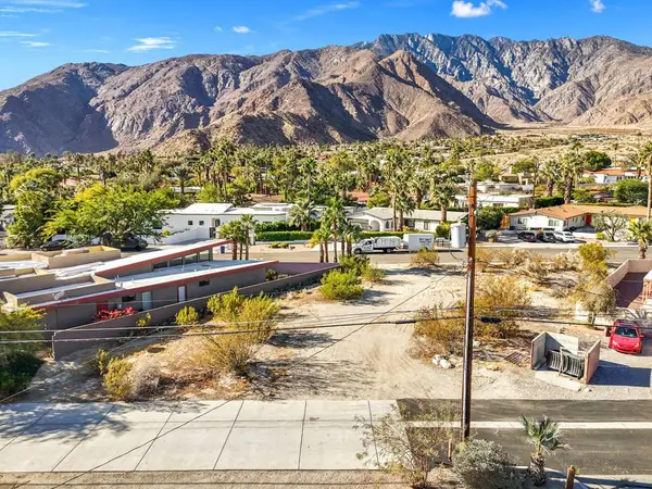 2670 Junipero Avenue, Palm Springs, CA 92262